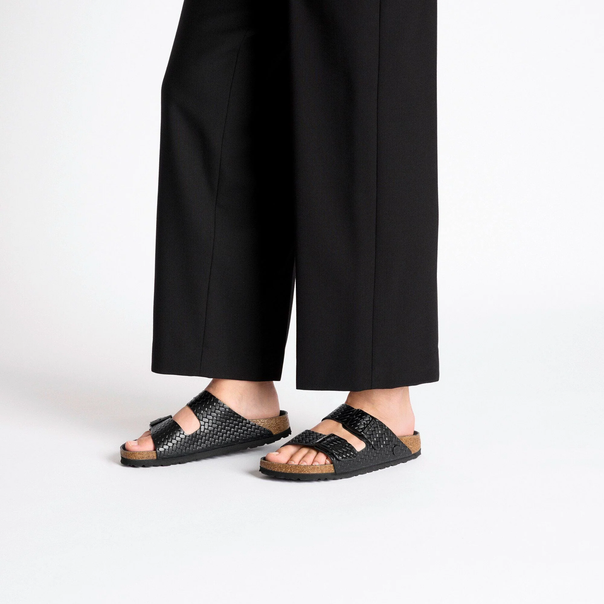 Arizona | Leather | Woven Embossed Black - Image 2