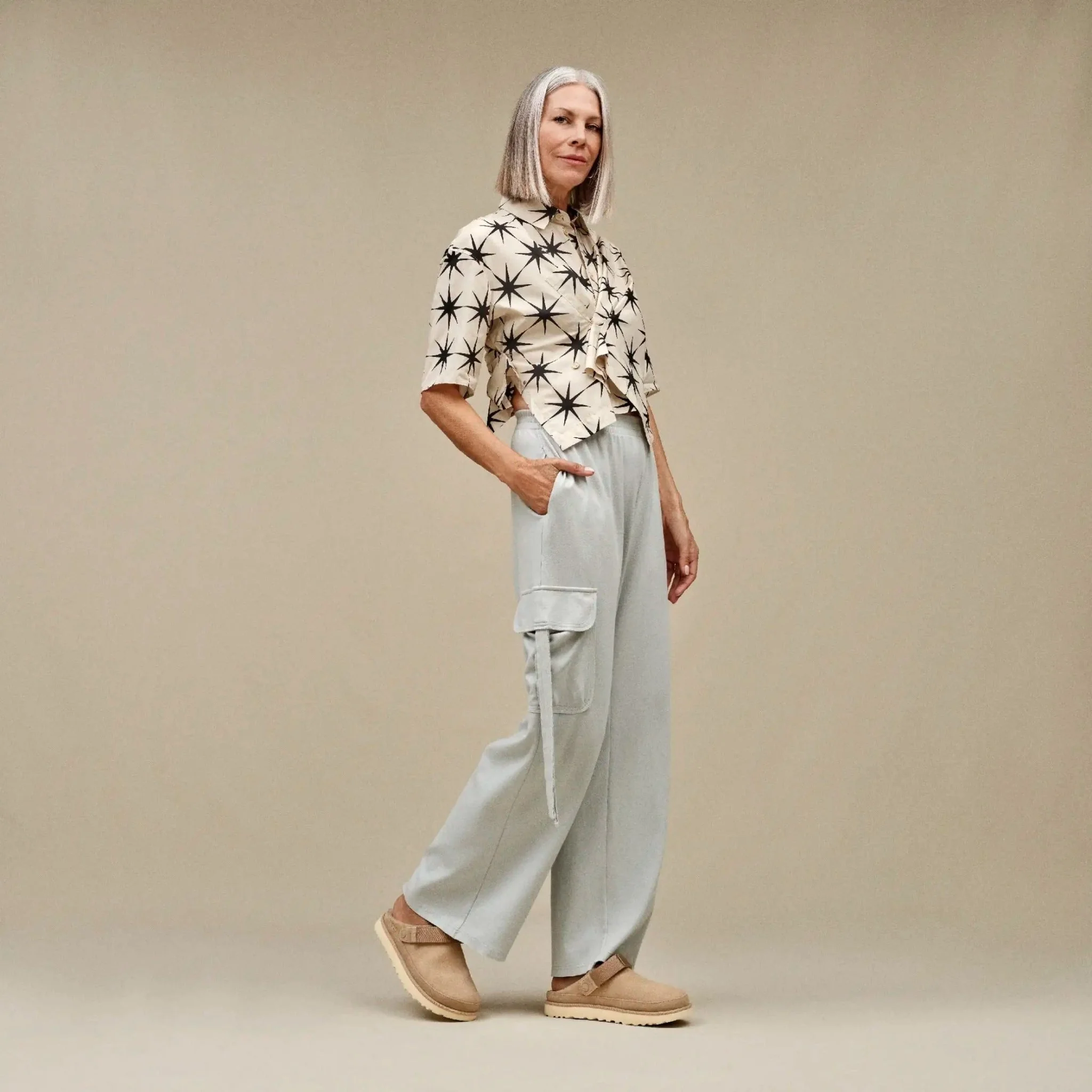 Goldenstar Clog | Women | Suede | Sand - Image 2