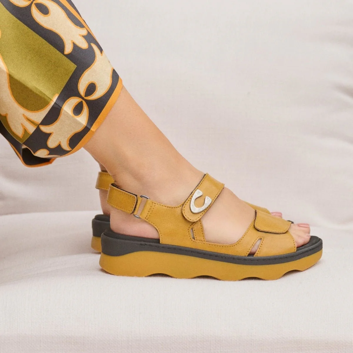 Medusa | Leather | Amber - Image 2
