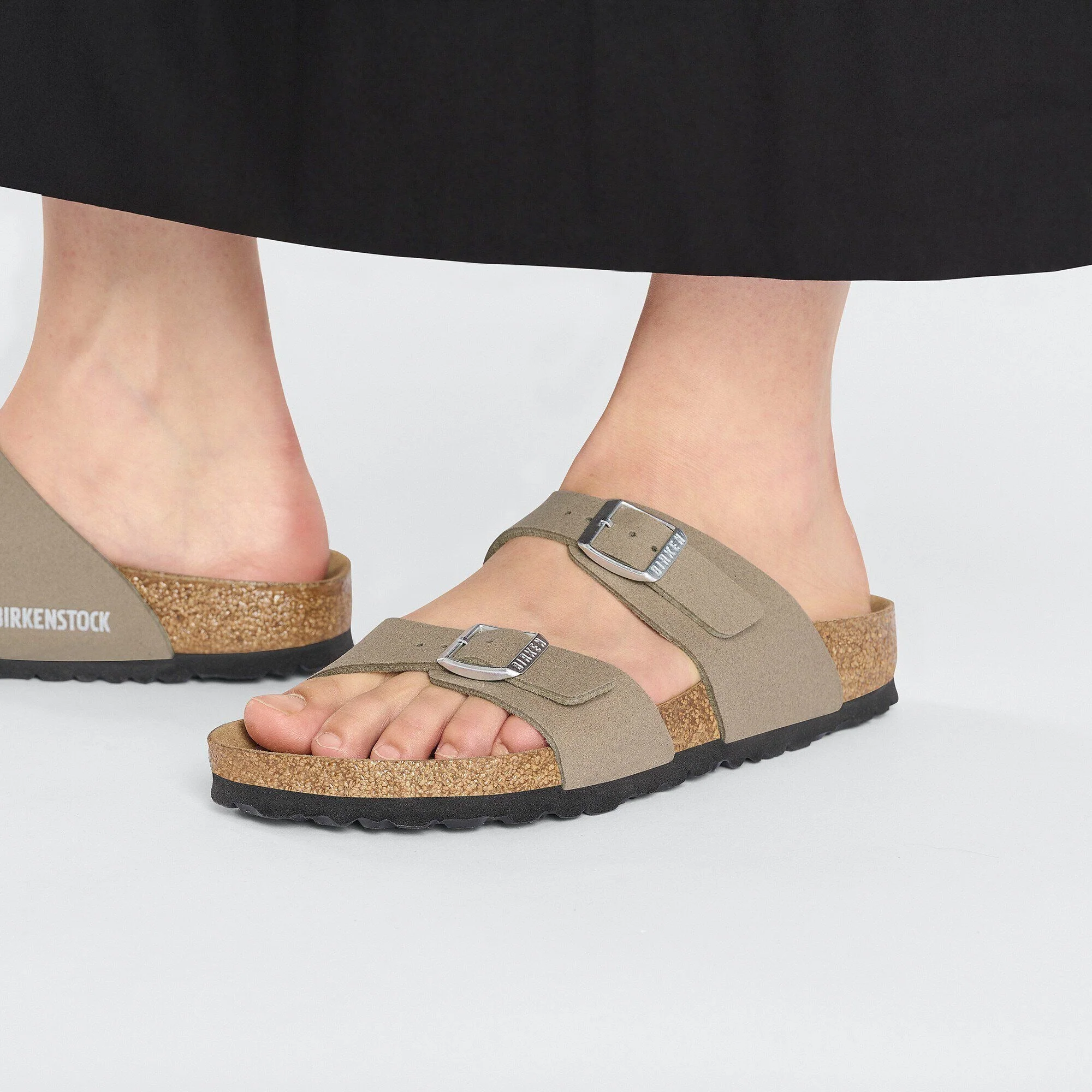 Sydney | Vegan | Synthetics | Gray Taupe - Image 2